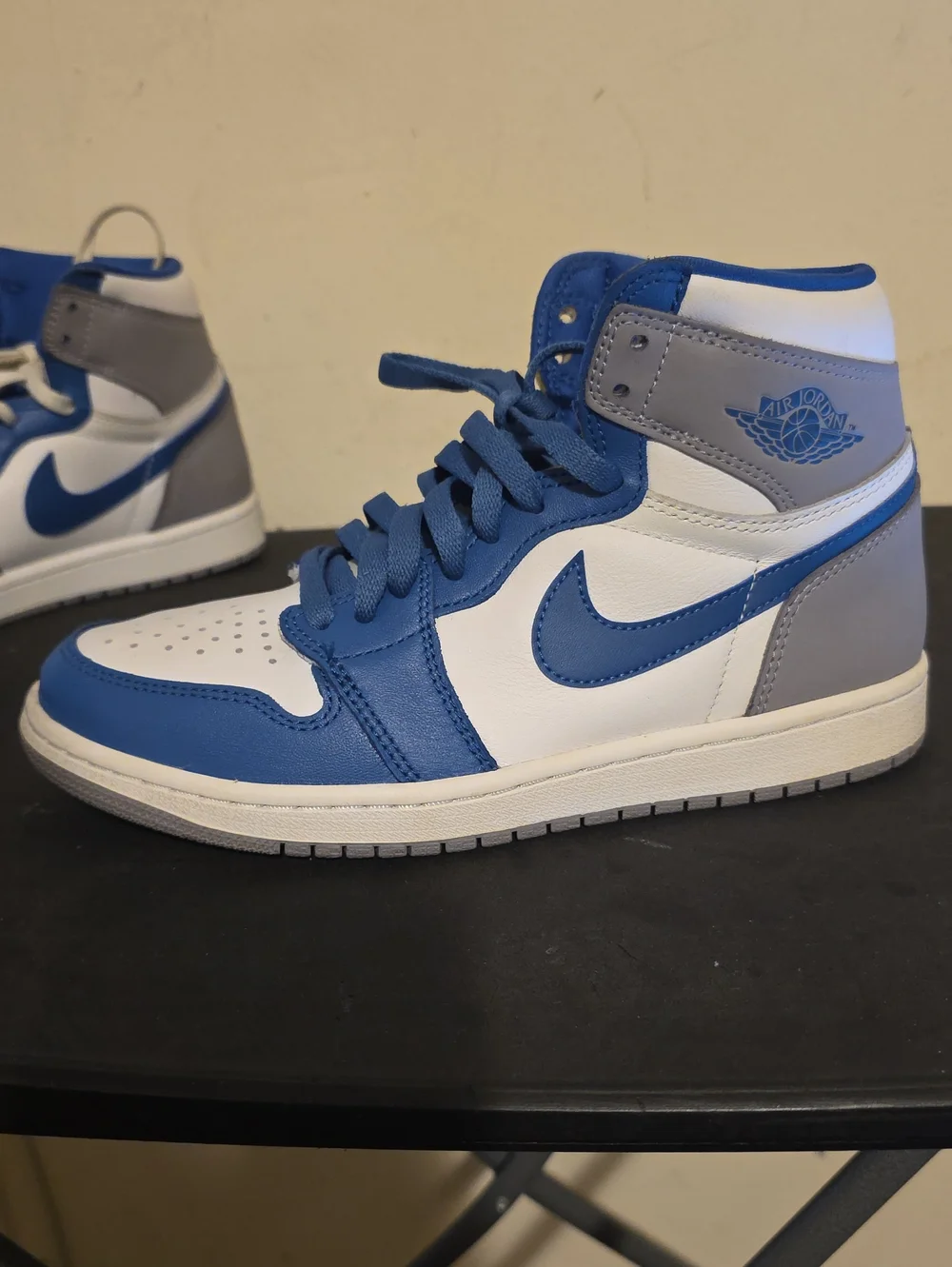FOR SALE AIR JORDAN 1 RETRO HIGH OG 